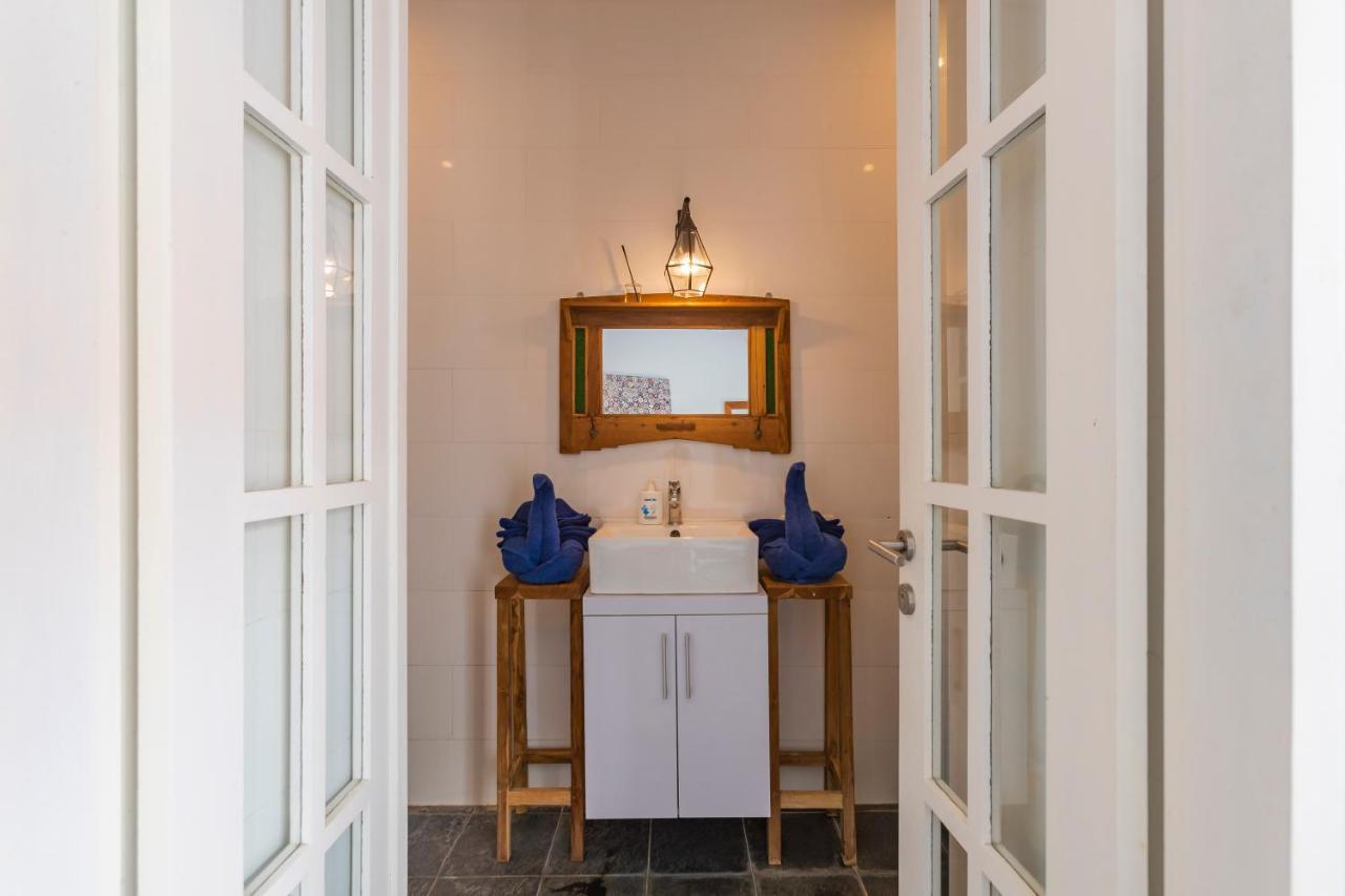 Casa Nisa Seminyak Villa Ngoại thất bức ảnh